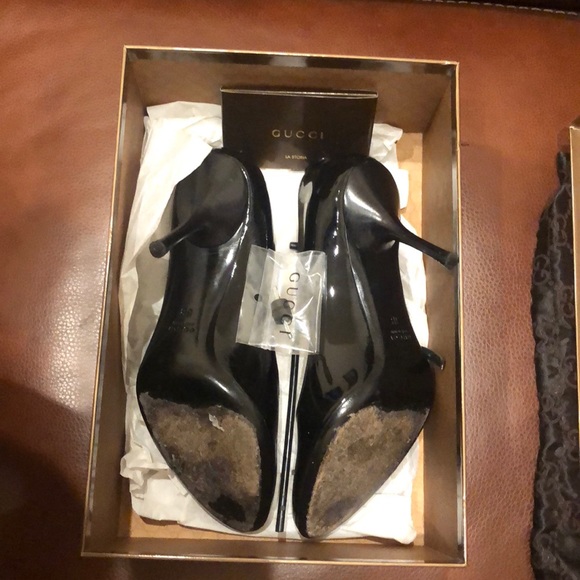 Black Gucci Mary Jane size 8 /38 - Picture 4 of 4